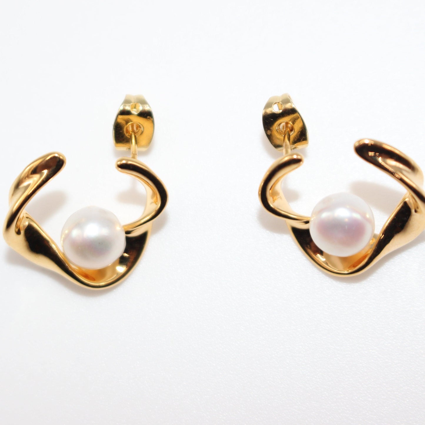 Pearl Swirl Studs