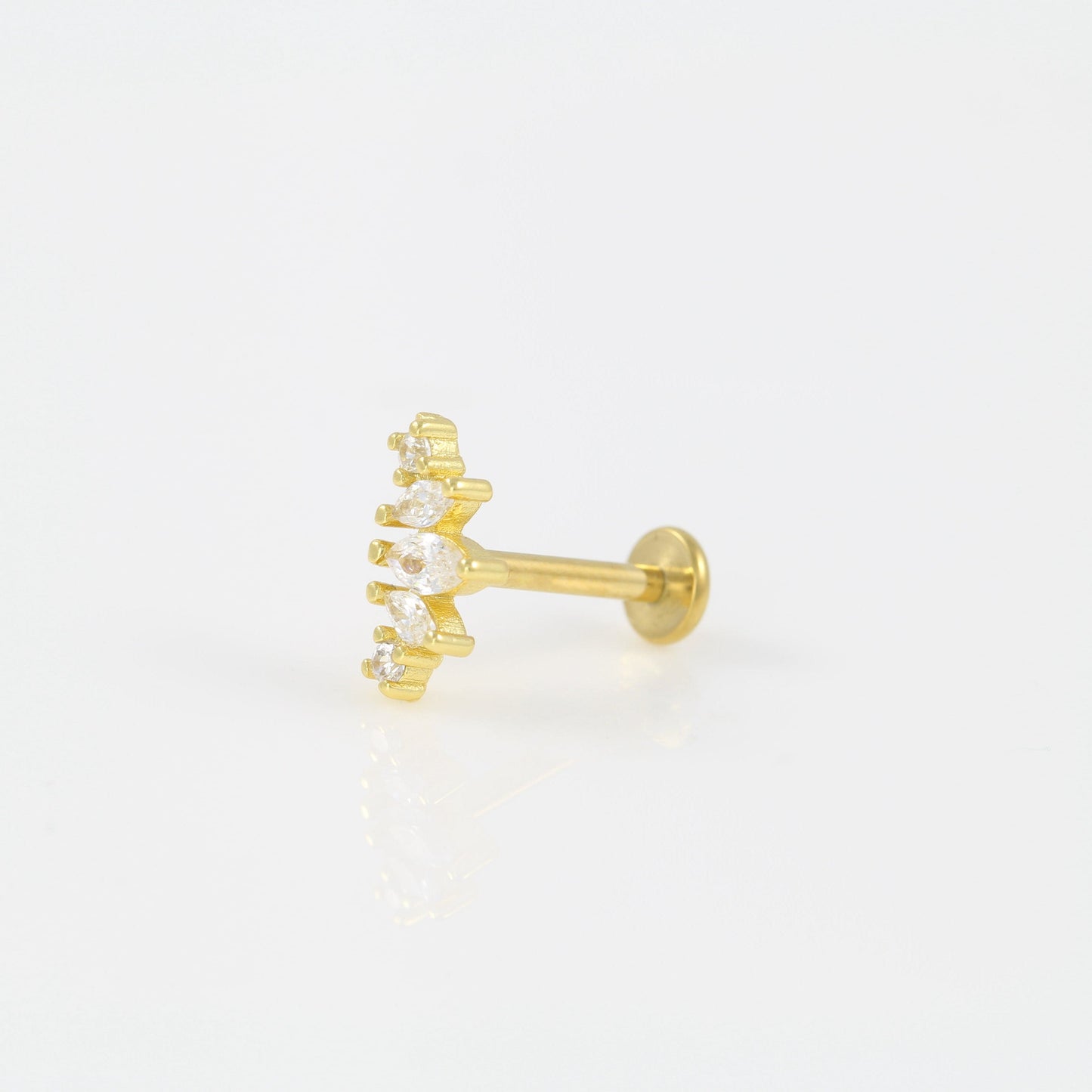 Aurora Marquis Stud piercing