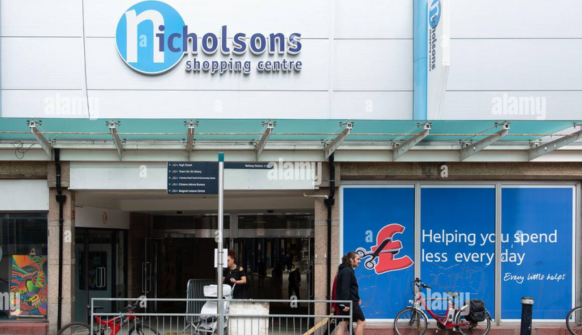 Nicholsons Shopping Centre (Berkshire)!
