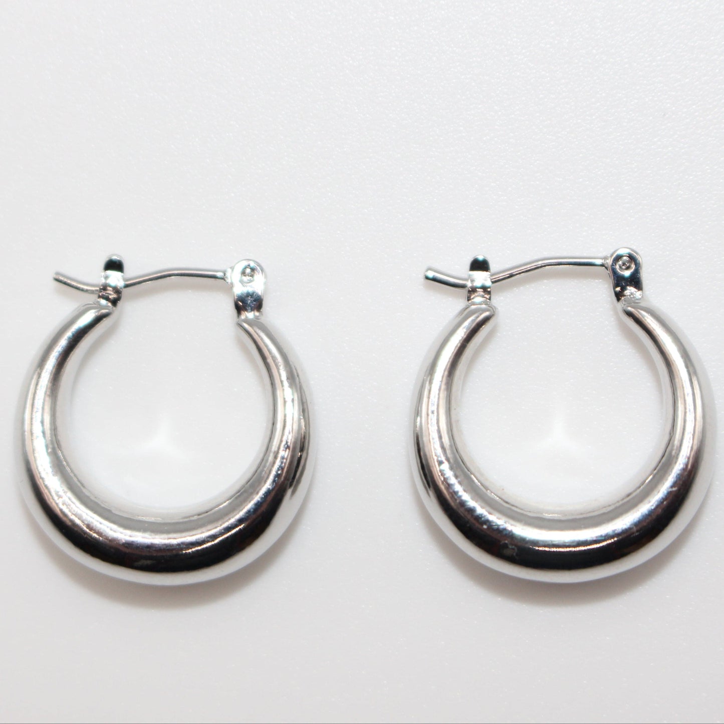 'Chunky' 2cm hoop earrings