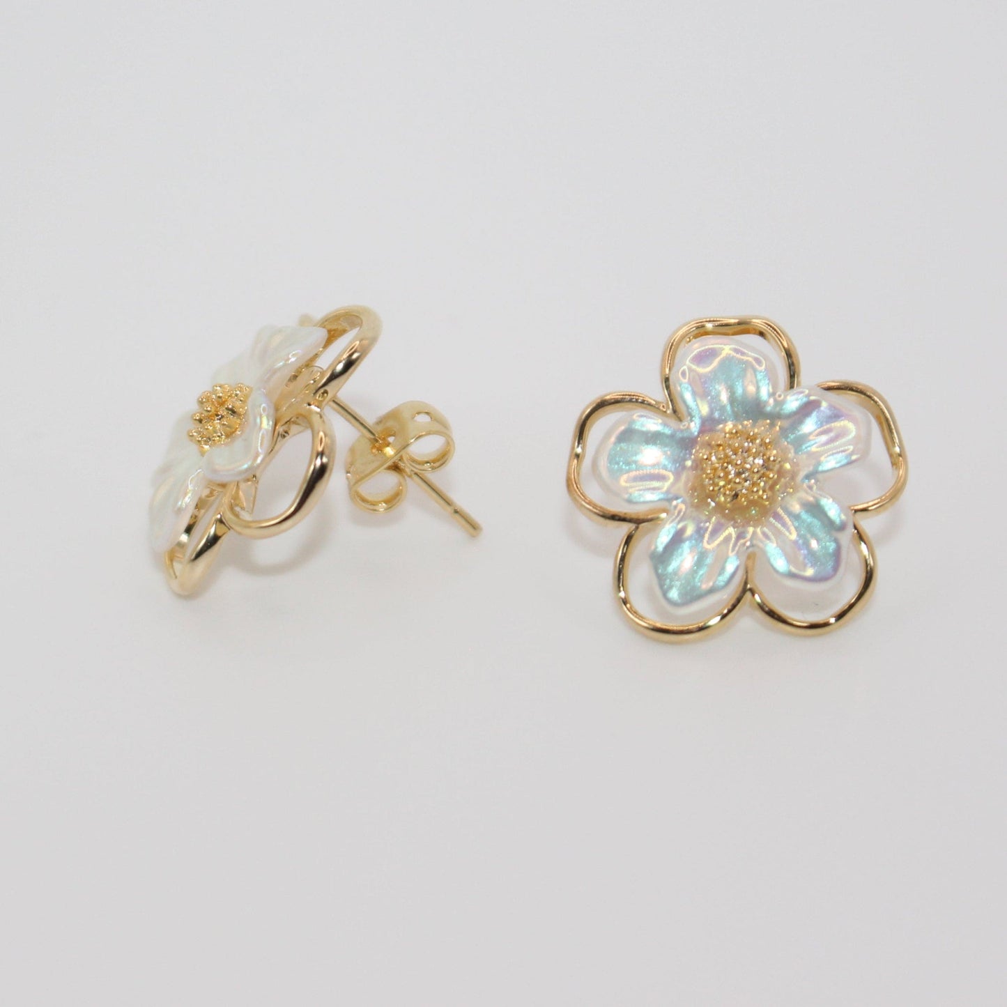 Golden Daisy Studs