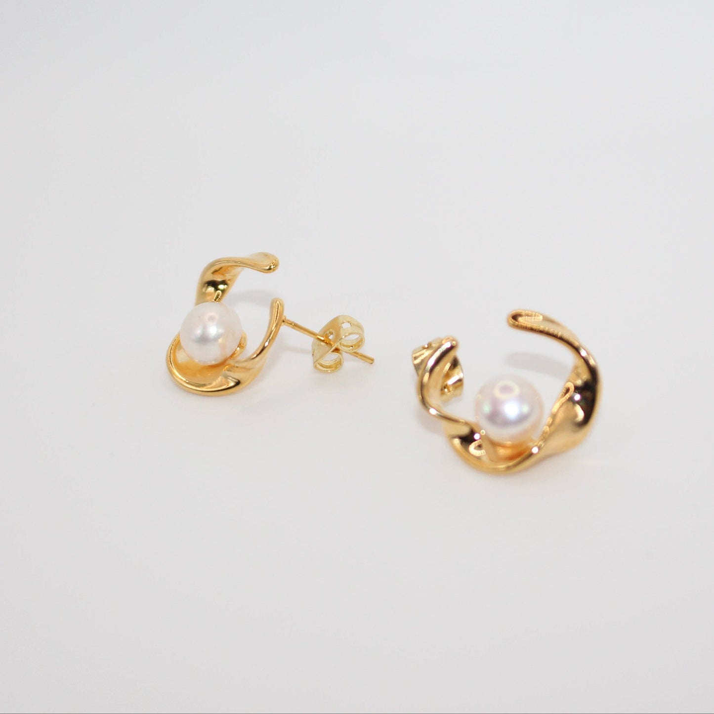 Pearl Swirl Studs