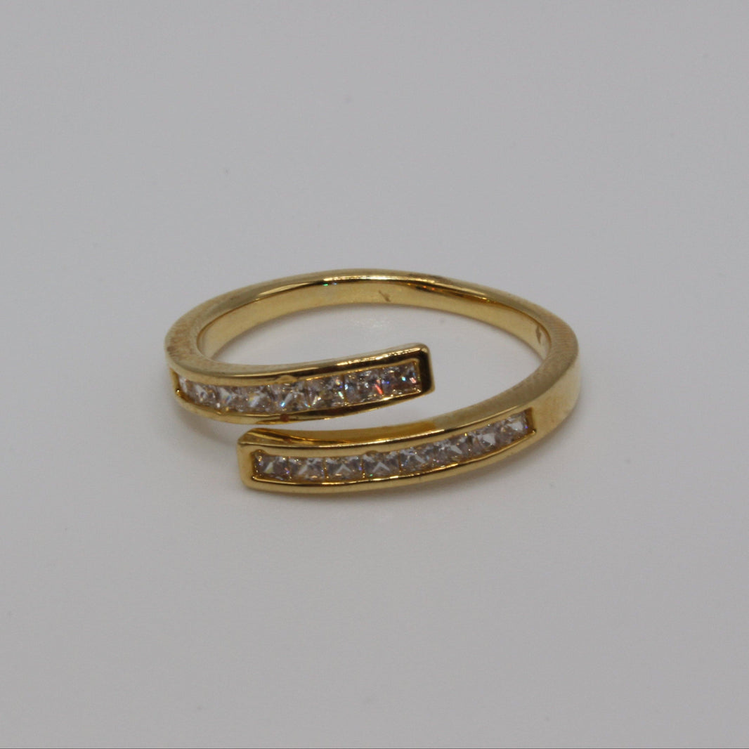 image Twirling Duo Ring