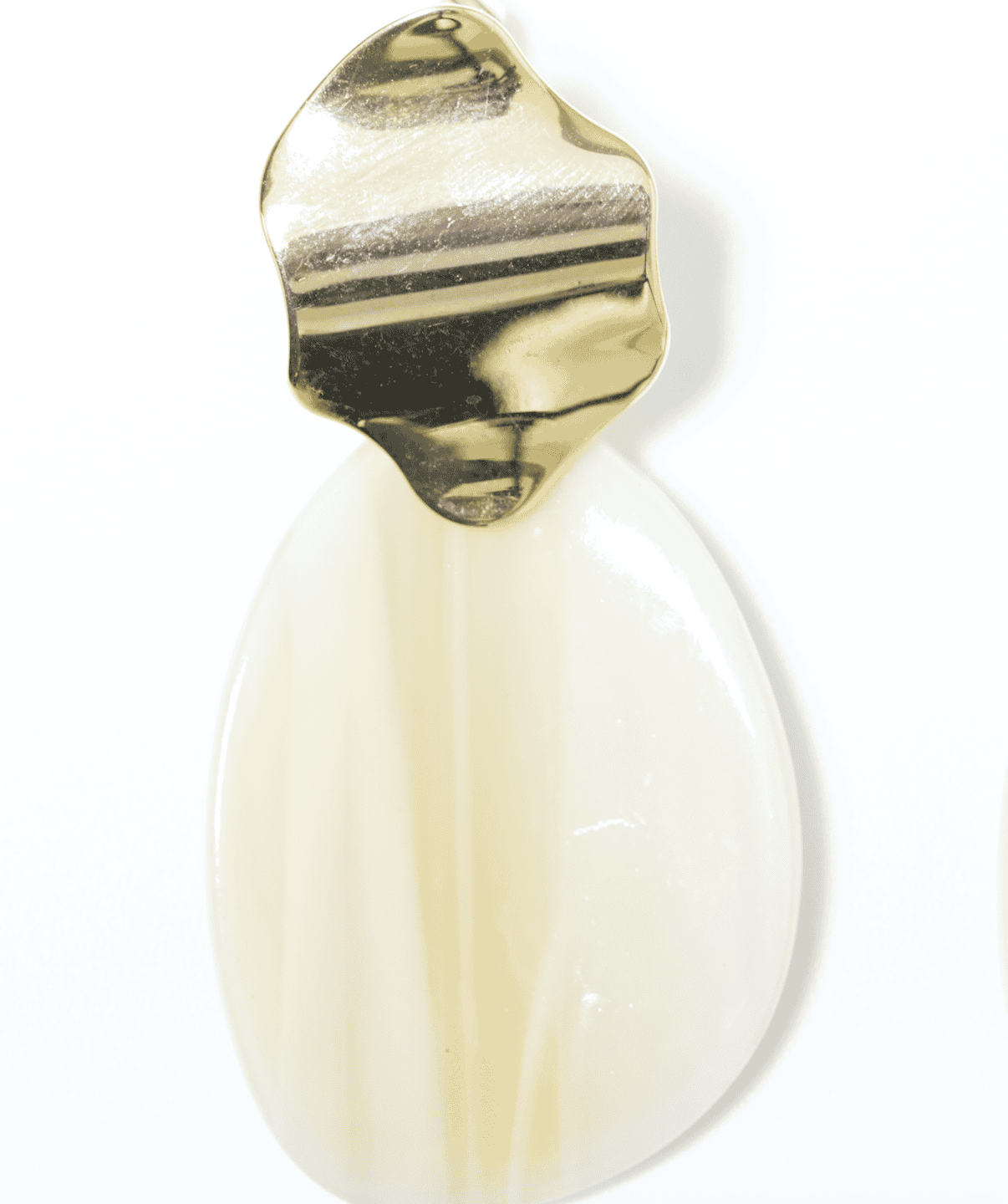 Cream Wisp drops